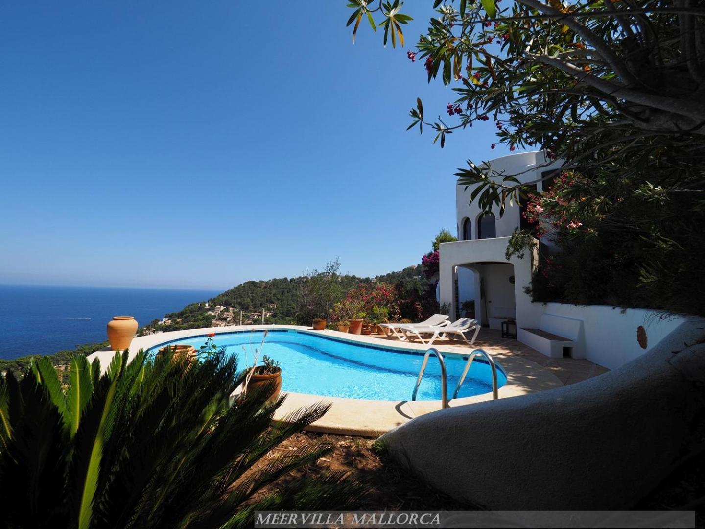Meervilla Mallorca - Charmantes Ferienhaus mit phantastischem Meerblick in Canyamel Exterior foto